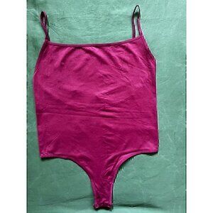 FREE PEOPLE BASIC THONG BODYSUIT IN BURGEND, LARGE